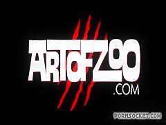 Jugando con su Pitón